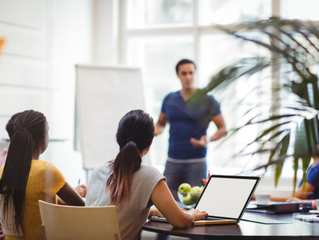 Cursos para profesionales y empresas